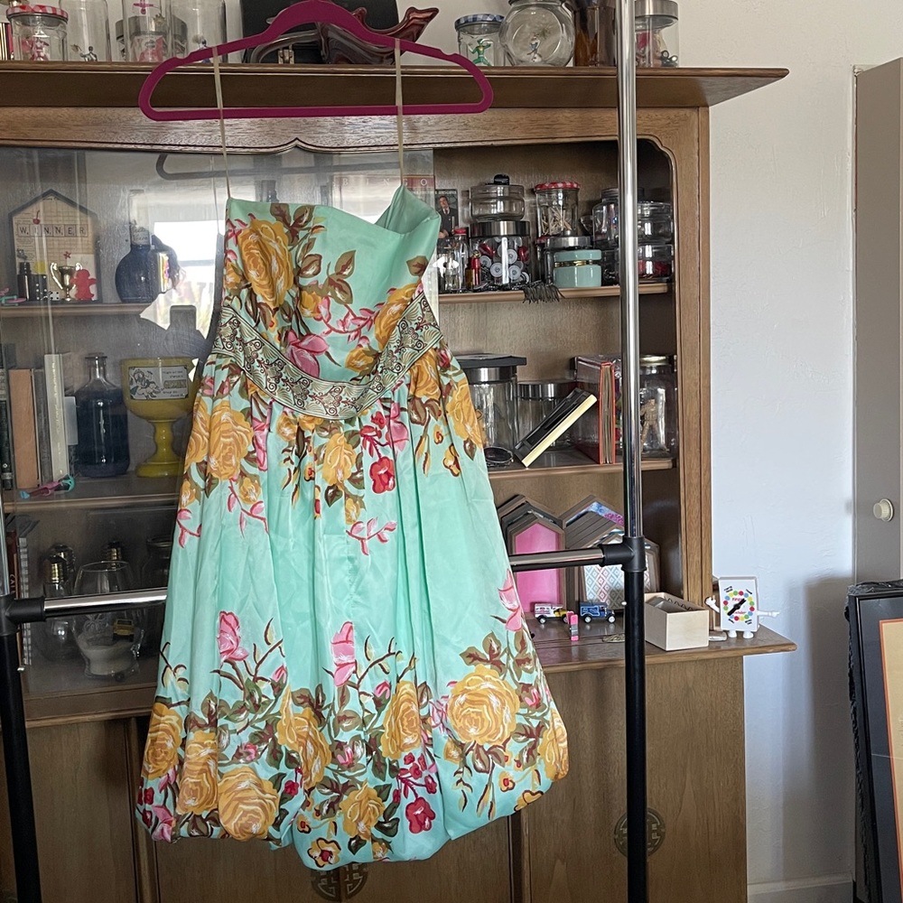 Vintage Forever 21 Mint Floral Strapless Dress